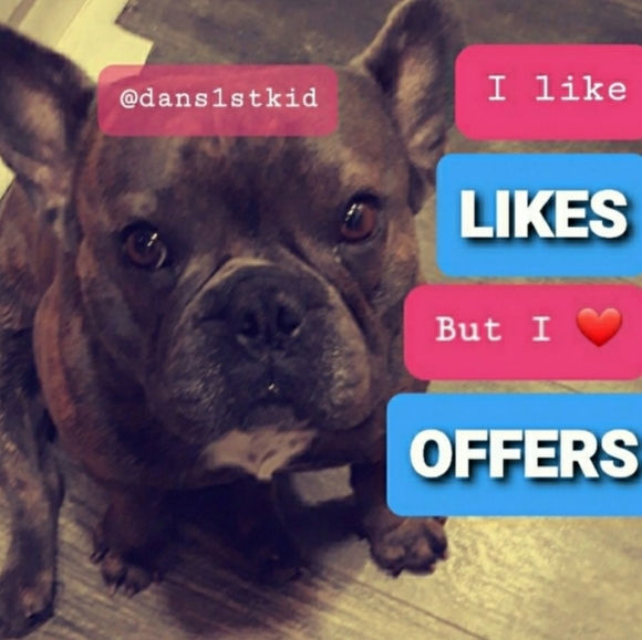 Follow & Share THE RUNWAY - Picture 5 of 16